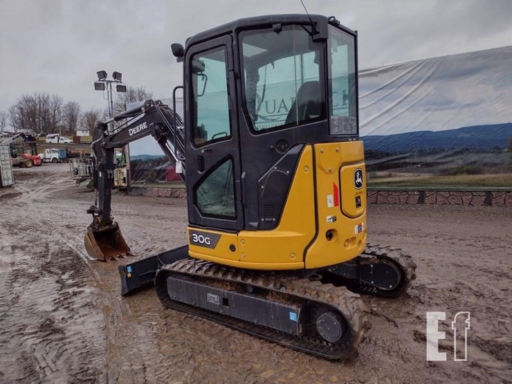 2023-deere-30g-image-50