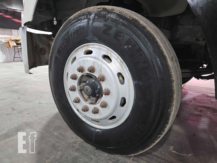 2006-mack-vision-cxn613-image-18