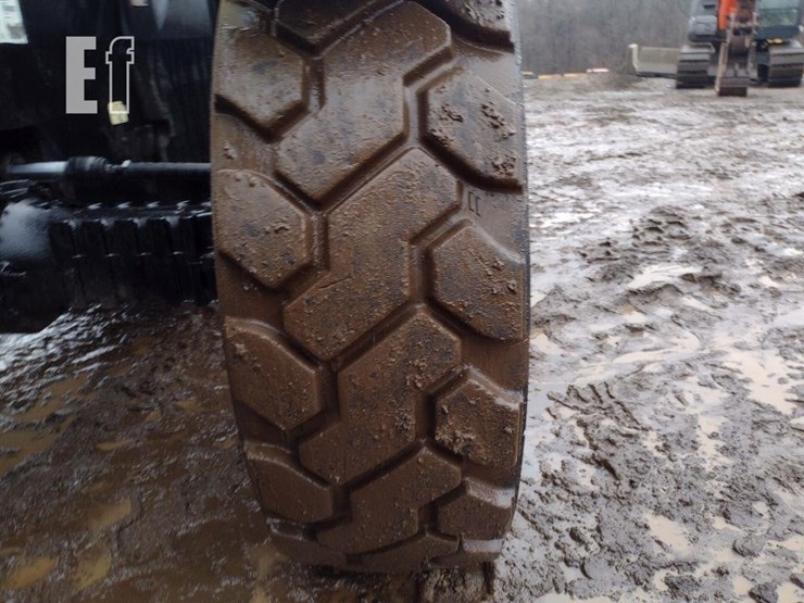 2016-jlg-1255-image-22