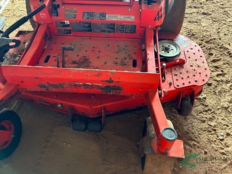 kubota-781-60"-zero-turn-mower-showing-2349-hours-image-7