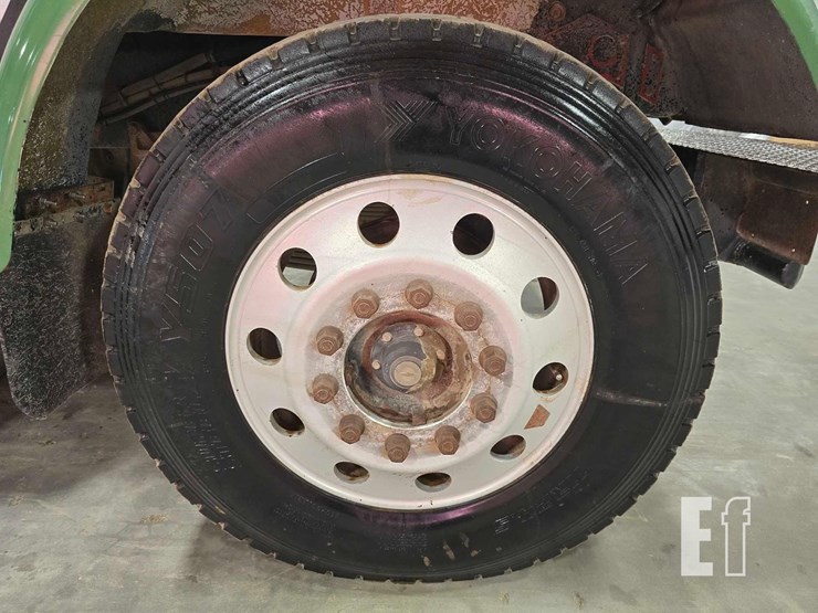 1985-freightliner-6163-image-23