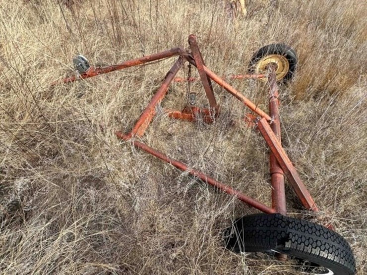 3-graves-hay-forks-&-hay-trailer-image-4