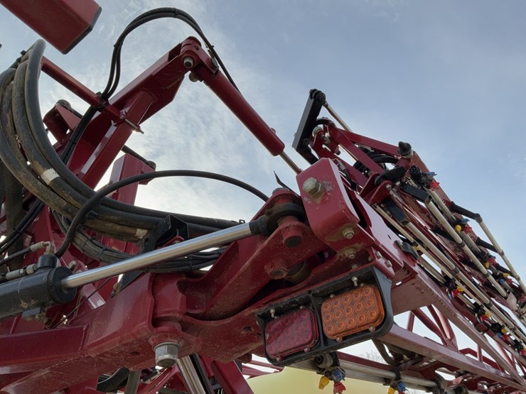 2024-hardi-commander-45-pull-type-sprayer-image-40