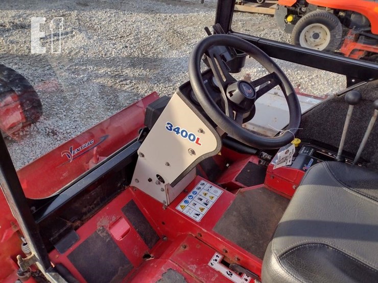ventrac-3400l-lawn-mower-w/blade-&-broom-image-13