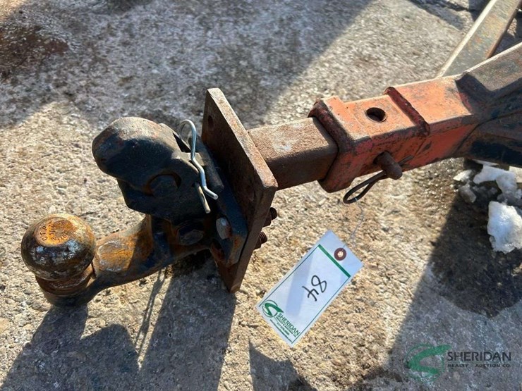 skid-steer-hitch-attachment-image-5