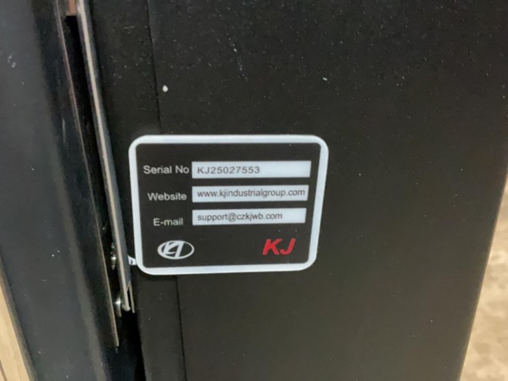 (inv.53039)-new-unused-kj-k1522-heavy-duty-portable-restroom-with-shower,-sink,-toilet,-vent-fan-image-9