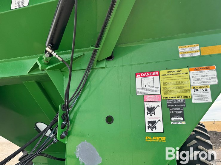 j&m-1151-grain-storm-grain-cart-image-9