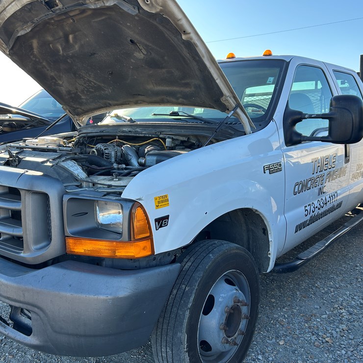 1998 FORD F550