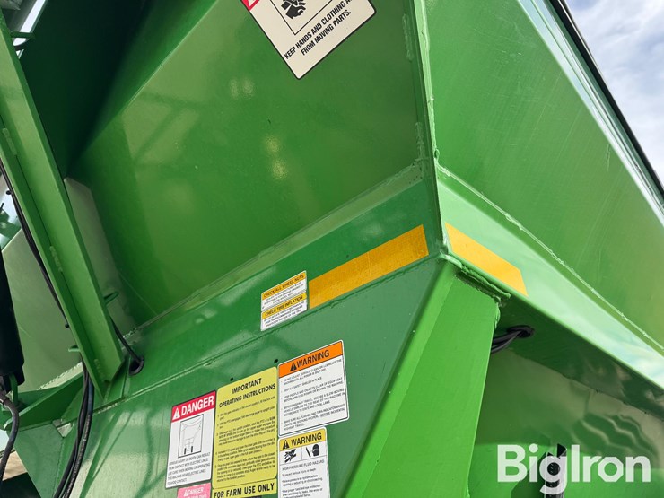 j&m-1151-grain-storm-grain-cart-image-20