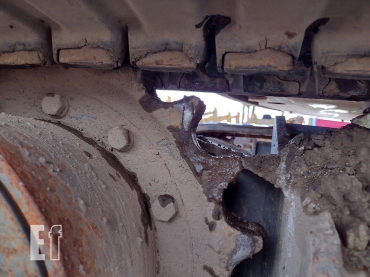 2016-volvo-ecr58d-image-37