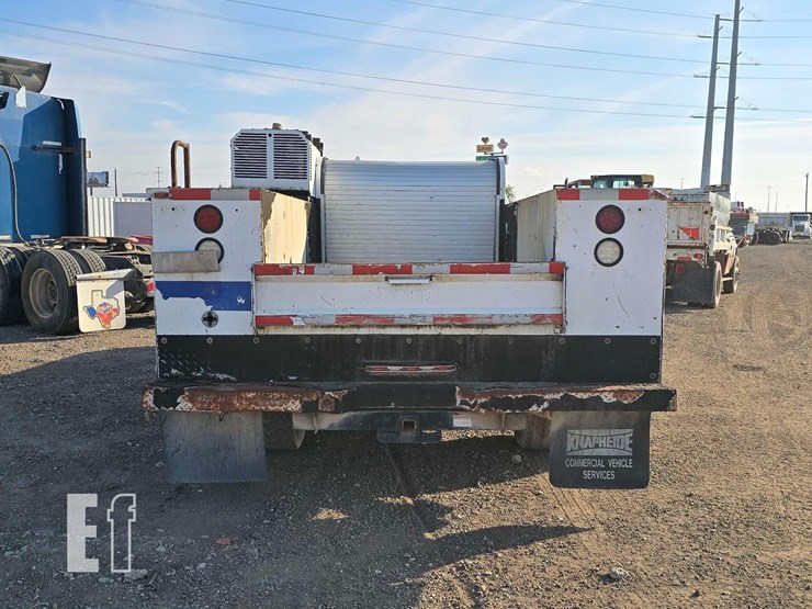 2012-ford-f550-image-8