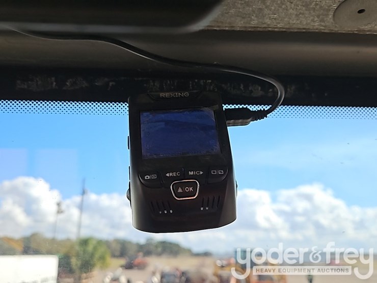 2005-volvo-a30-image-35