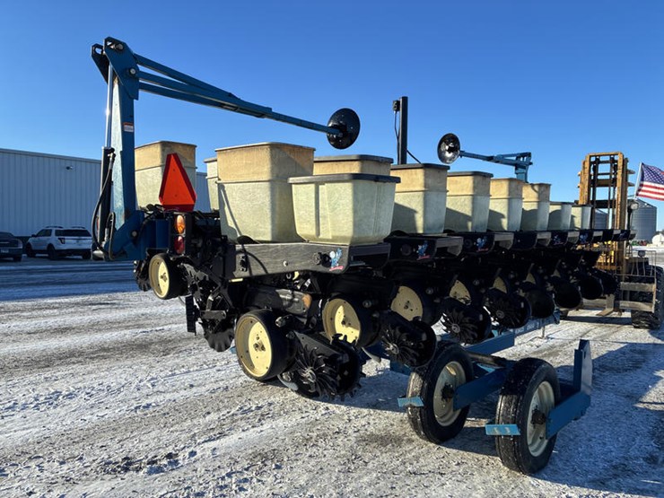 1999-kinze-2500-image-7