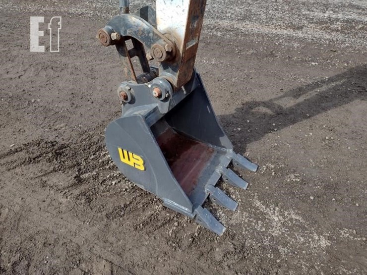 2022-deere-26g-image-15