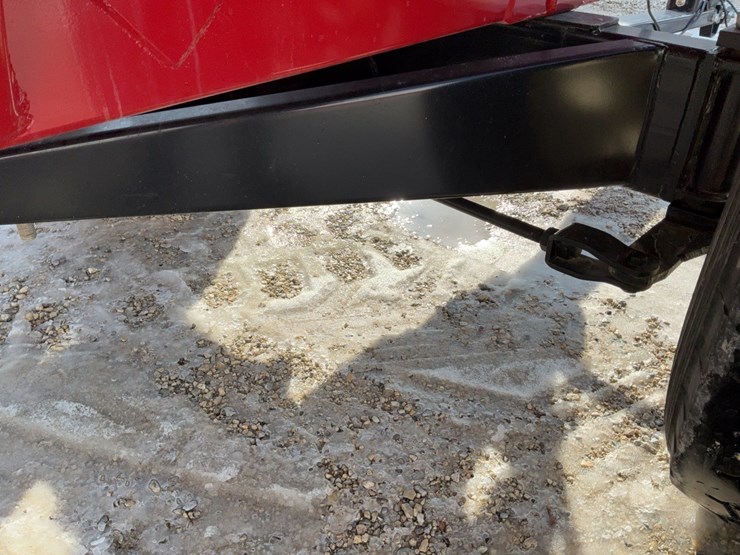 j&m-555-gravity-wagon-image-35