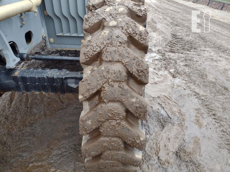 2018-skyjack-sj843th-image-21