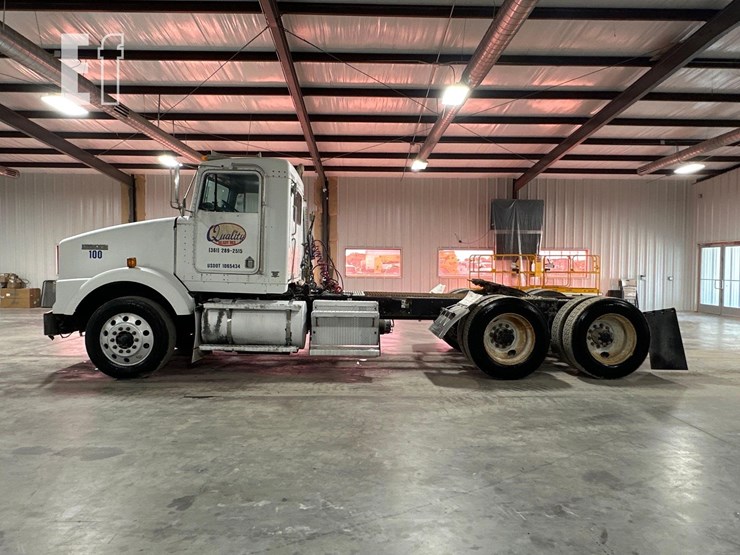 2003-kenworth-t800-image-5