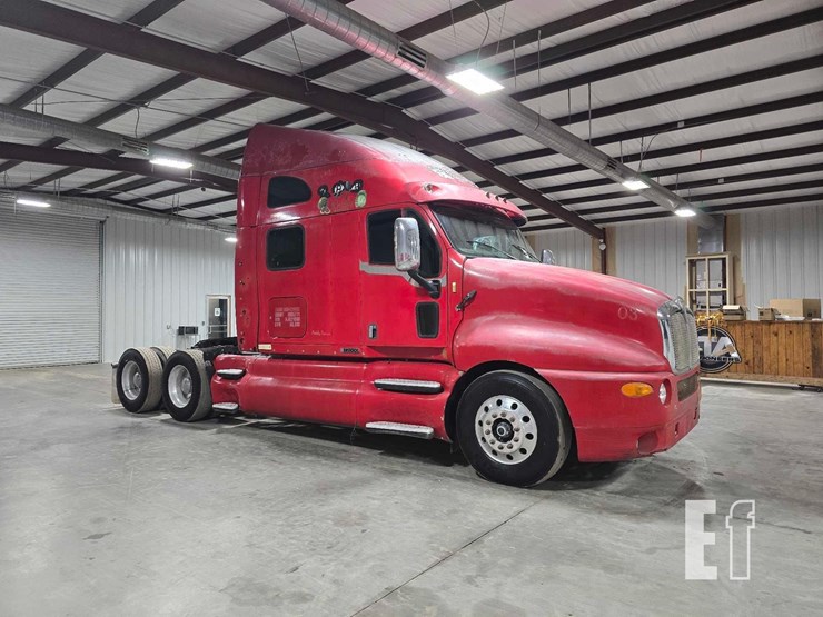 2016-kenworth-t2000-image-2