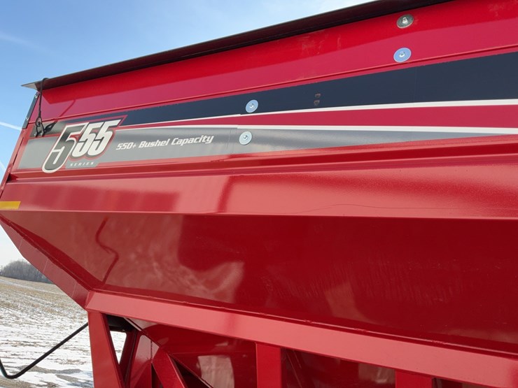 j&m-555-gravity-wagon-image-43