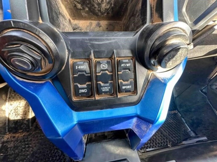 2023-honda-talon-1000x4-sxs-utv-image-13