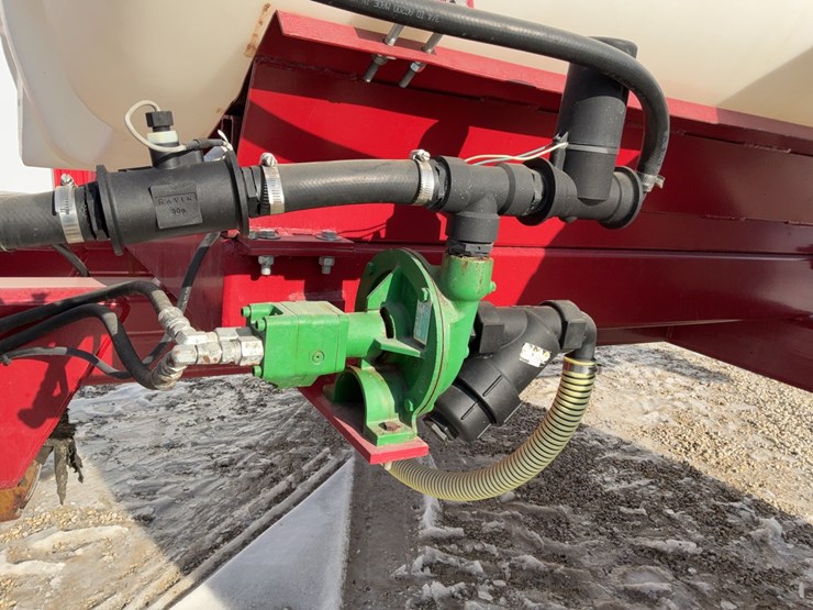 loftness-fs800-fertilizer-spreader-image-65