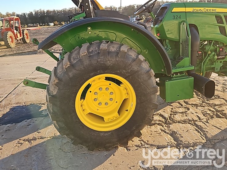 2024-john-deere-5075e-image-8