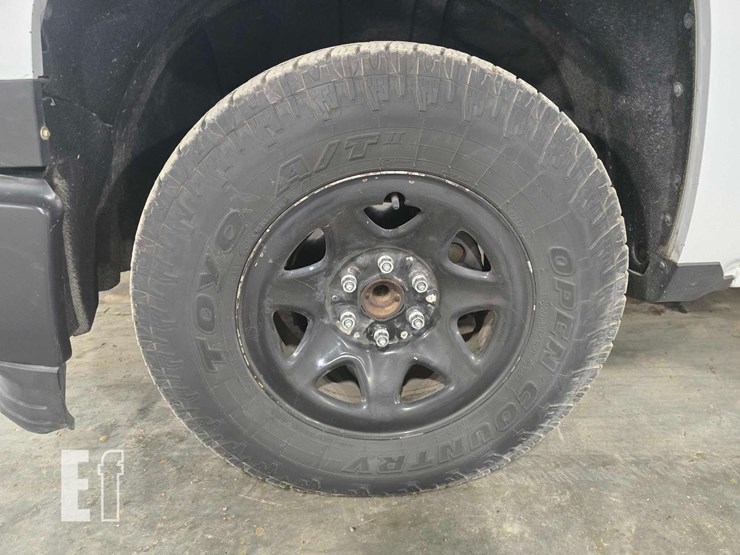 2014-chevrolet-silverado-1500-image-18