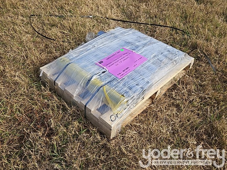 caterpillar-320-image-4