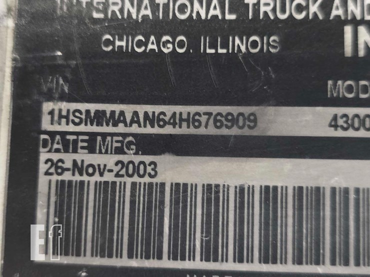 2004-international-durastar-4300-image-38