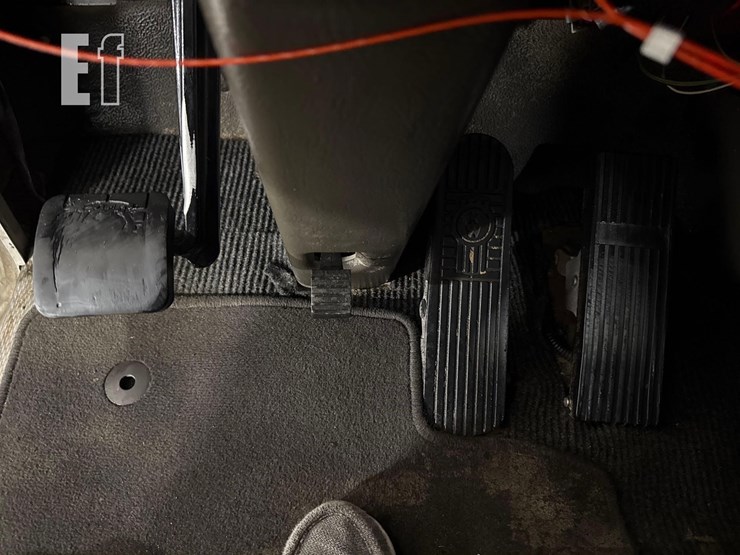 2015-kenworth-t370-image-23