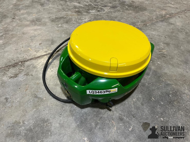 john-deere-7000-image-1