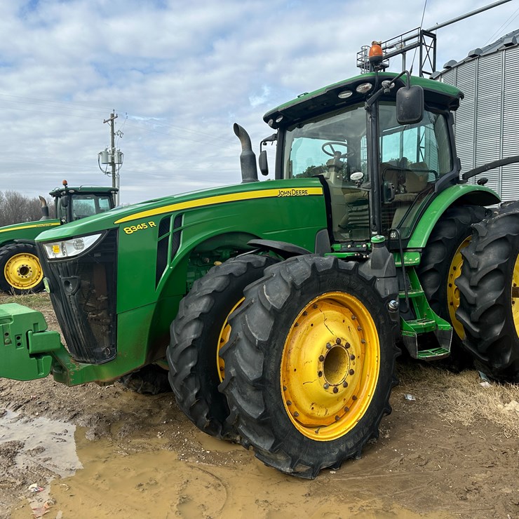 2010 JOHN DEERE 8345R