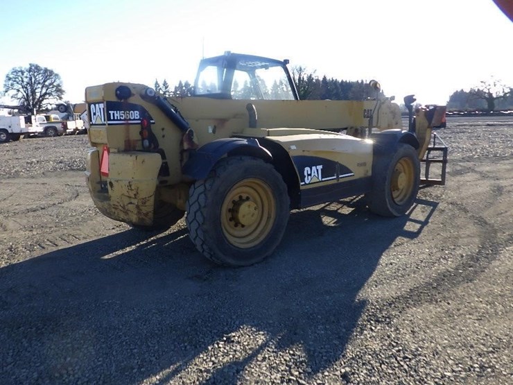 caterpillar-th560b-image-4