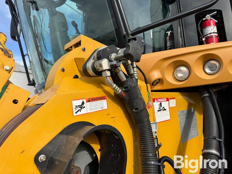 2012-claas-lexion-760-image-10