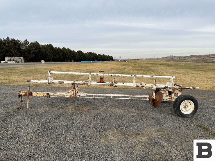 13'-toolbar-w/-custom-carrier-cart-image-2