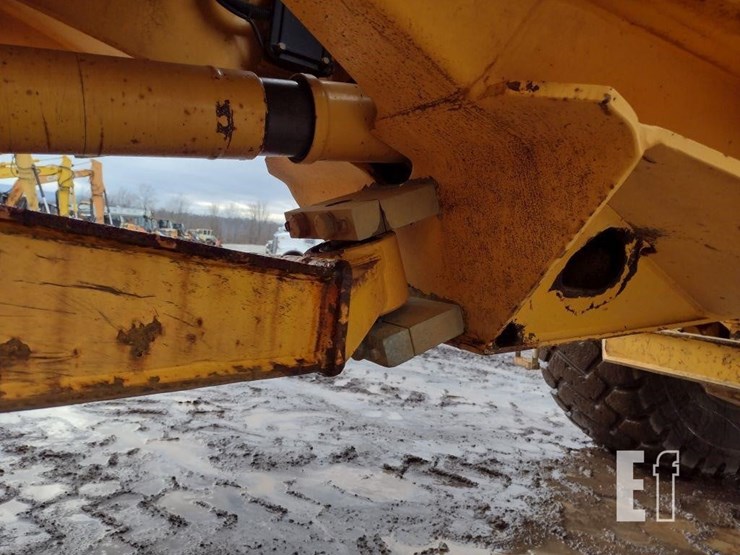 2001-volvo-a25c-image-46