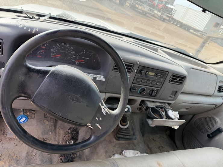 2000-ford-f350-image-11