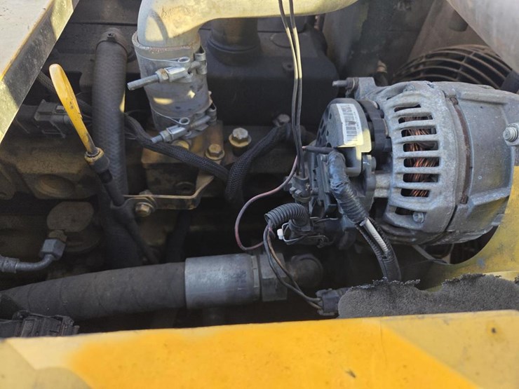 2012-deere-160d-lc-image-38