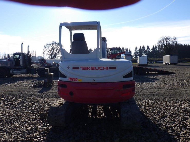 takeuchi-tb260-image-5