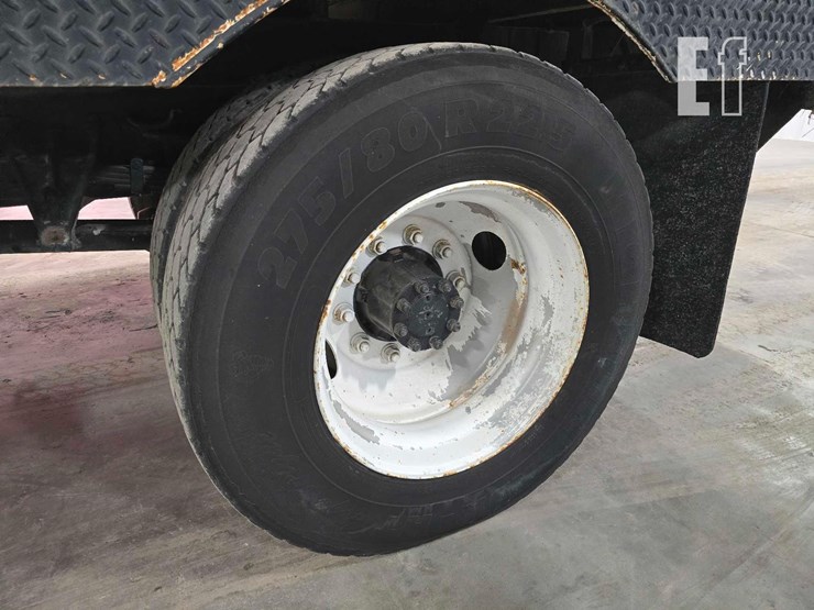 1998-international-4700-image-22