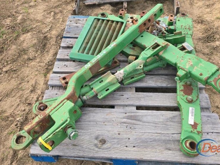 john-deere-draw-bar-&-misc.-parts-image-2