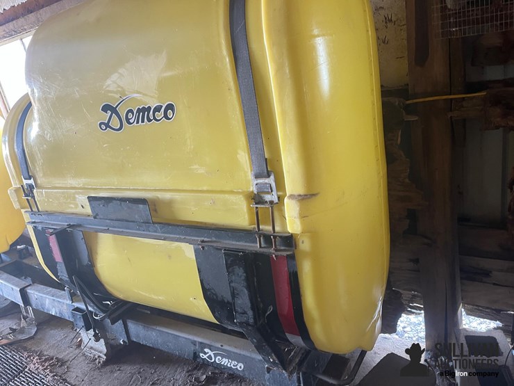 demco-saddle-tanks-image-14