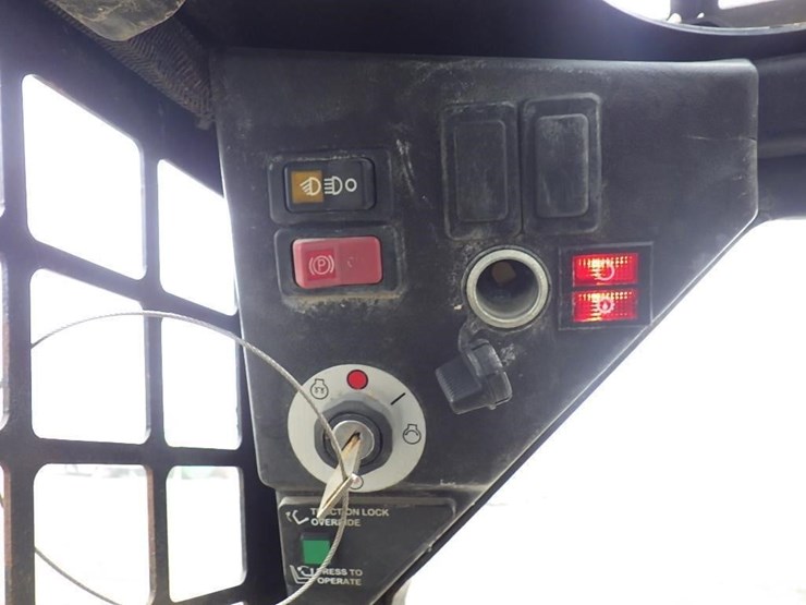 2020-bobcat-s70-image-19