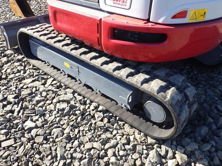 takeuchi-tb257fr-image-33