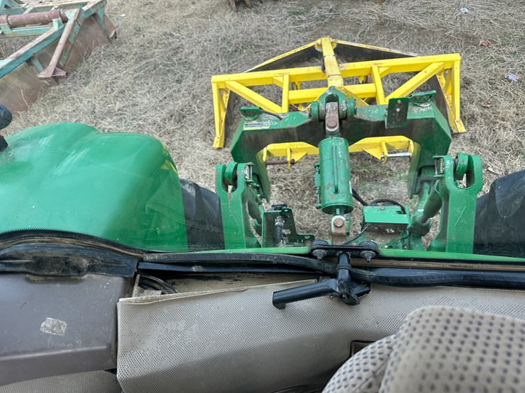 2010-john-deere-8345r-image-75