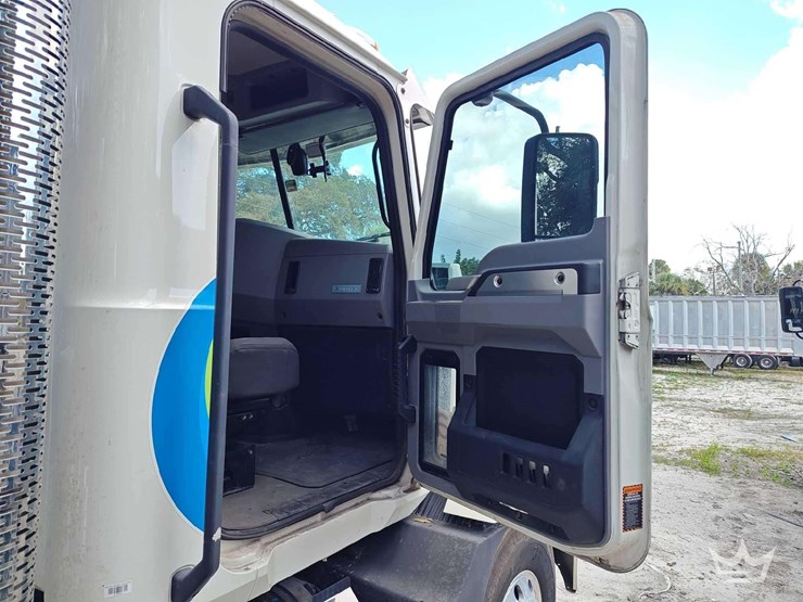 2020-mack-anthem-t/a-wet-kit-day-cab-truck-tractor-image-15