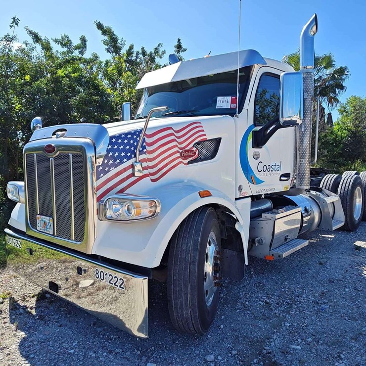 2022 PETERBILT 567