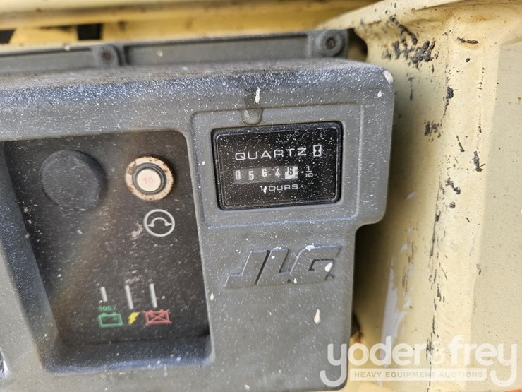 2016-jlg-2632es-image-14