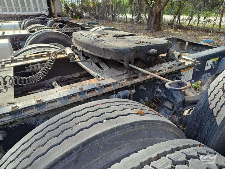 2020-mack-anthem-t/a-wet-kit-day-cab-truck-tractor-image-33