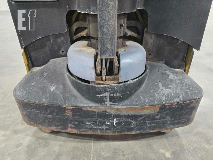 2009-yale-mpb040e-image-15